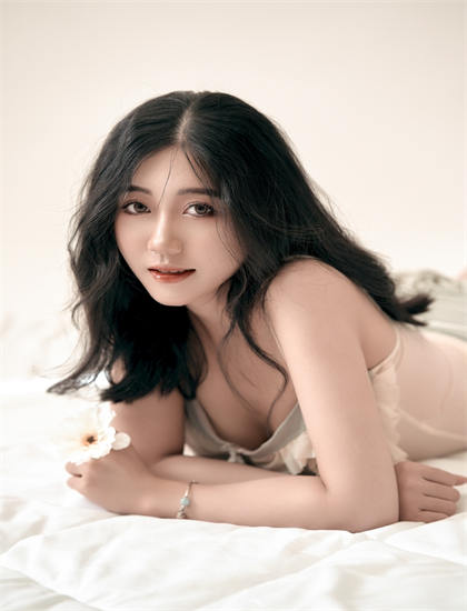 老雷斯的故事电影_女人精69xxxxxx免费的